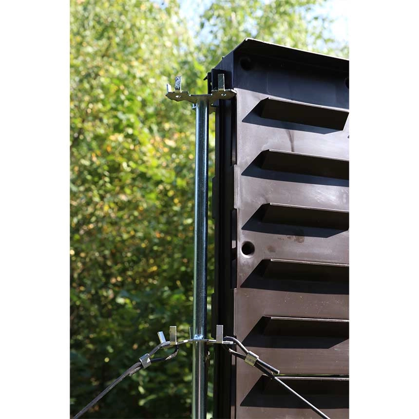 Trap Stand for Three Bark Beetle Slit Traps - Attachment of the trap Trap Stand for Three Bark Beetle Slit Traps - Attachment of the trap