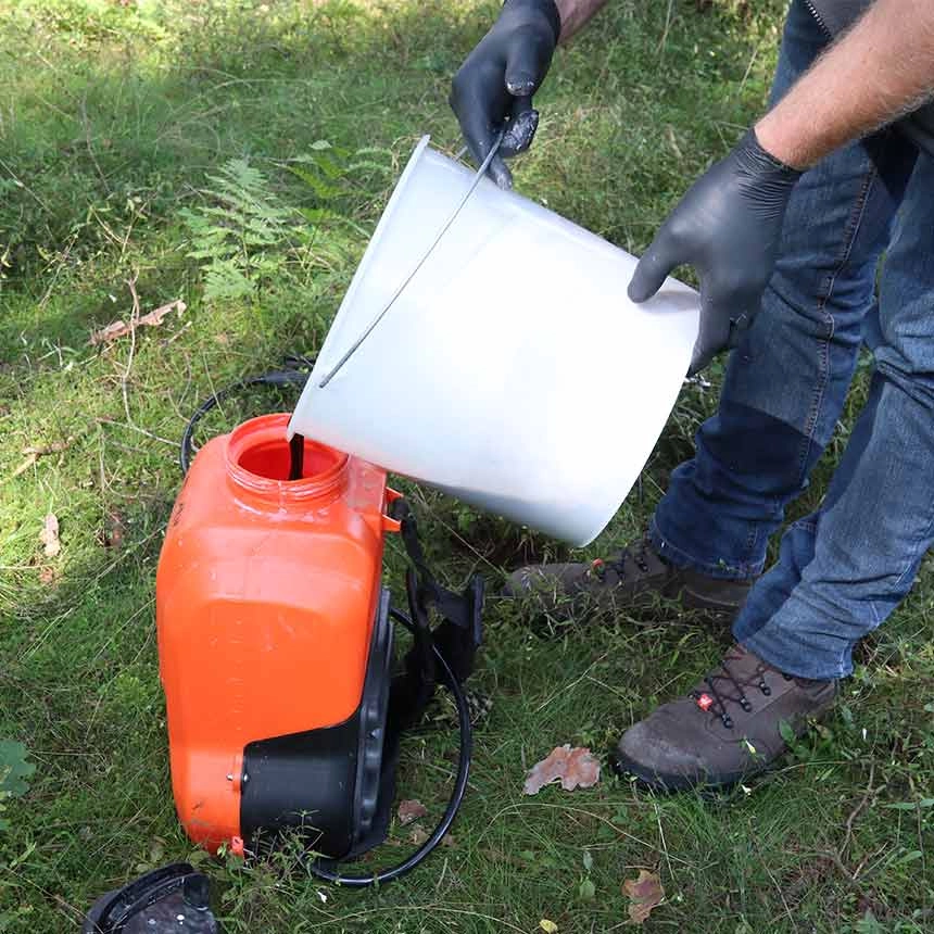 Certosan - biological browsing repellent - application with battery-powered backpack sprayer